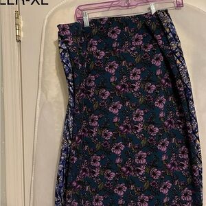 LulaRoe = LLR
Dressbarn = DB
TORRID = T